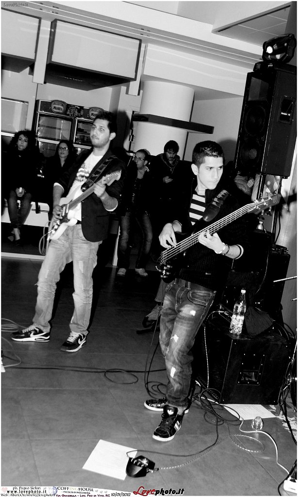 050CoffingHouse_Facolta_Ingegneria_LiveMusic_Party_LovePhoto_19012012.jpg