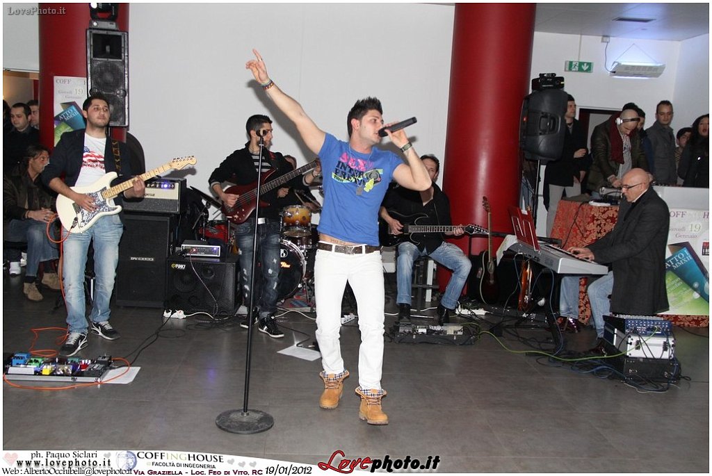 086CoffingHouse_Facolta_Ingegneria_LiveMusic_Party_LovePhoto_19012012.jpg
