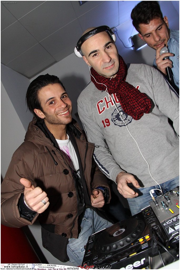 150CoffingHouse_Facolta_Ingegneria_LiveMusic_Party_LovePhoto_19012012.jpg