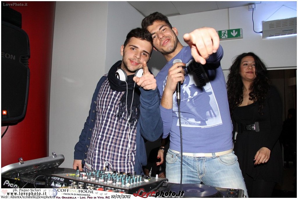 310CoffingHouse_Facolta_Ingegneria_LiveMusic_Party_LovePhoto_19012012.jpg