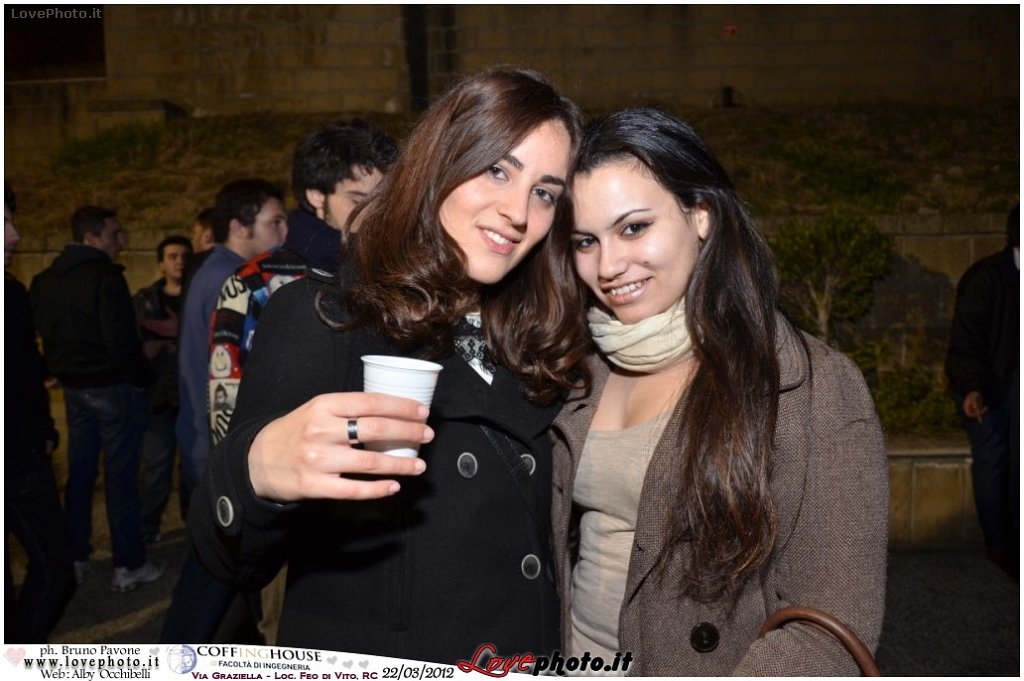 025CoffingHouse_Facolta_Ingegneria_LiveMusic_Party_LovePhoto_22032012.jpg