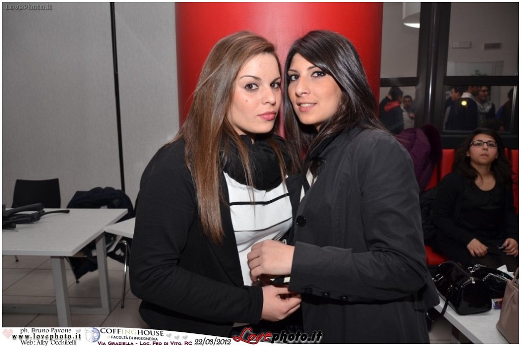 226CoffingHouse_Facolta_Ingegneria_LiveMusic_Party_LovePhoto_22032012.jpg