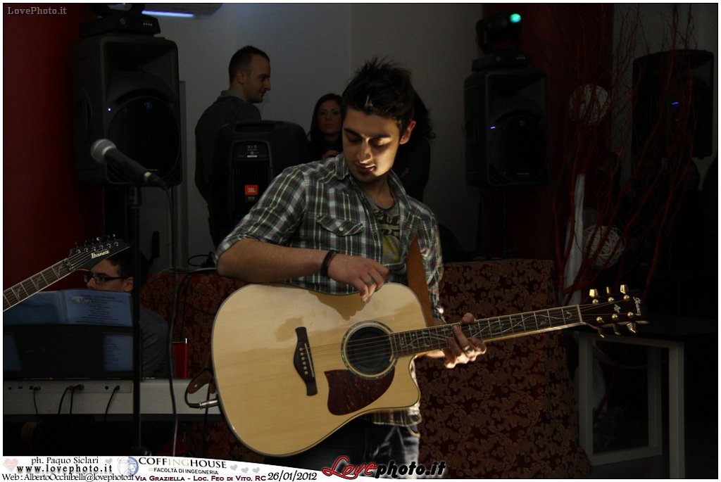 017CoffingHouse_Facolta_Ingegneria_LiveMusic_Party_LovePhoto_26012012.jpg