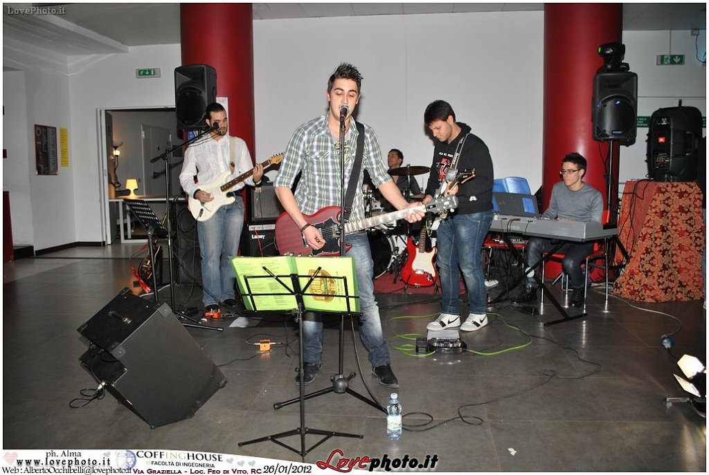 024CoffingHouse_Facolta_Ingegneria_LiveMusic_Party_LovePhoto_26012012.jpg