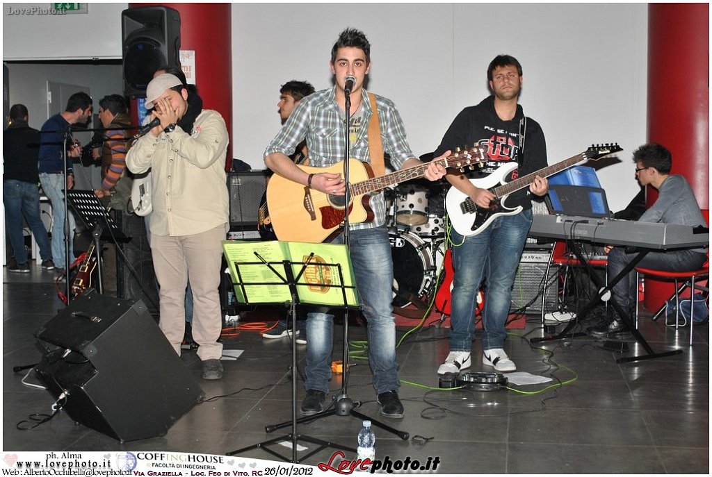 069CoffingHouse_Facolta_Ingegneria_LiveMusic_Party_LovePhoto_26012012.jpg
