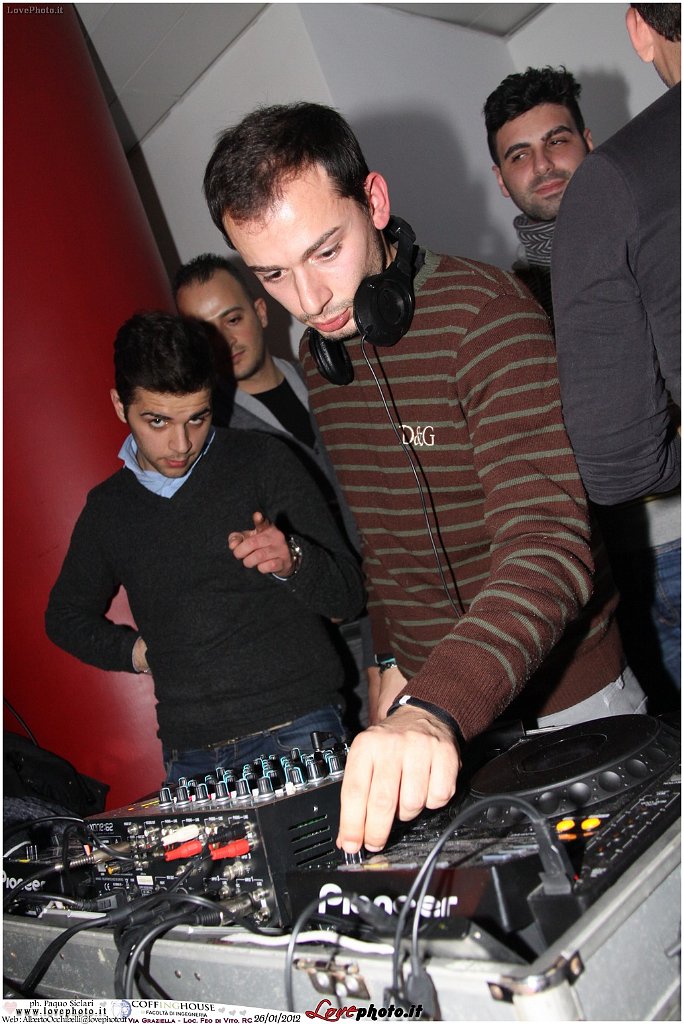 379CoffingHouse_Facolta_Ingegneria_LiveMusic_Party_LovePhoto_26012012.jpg