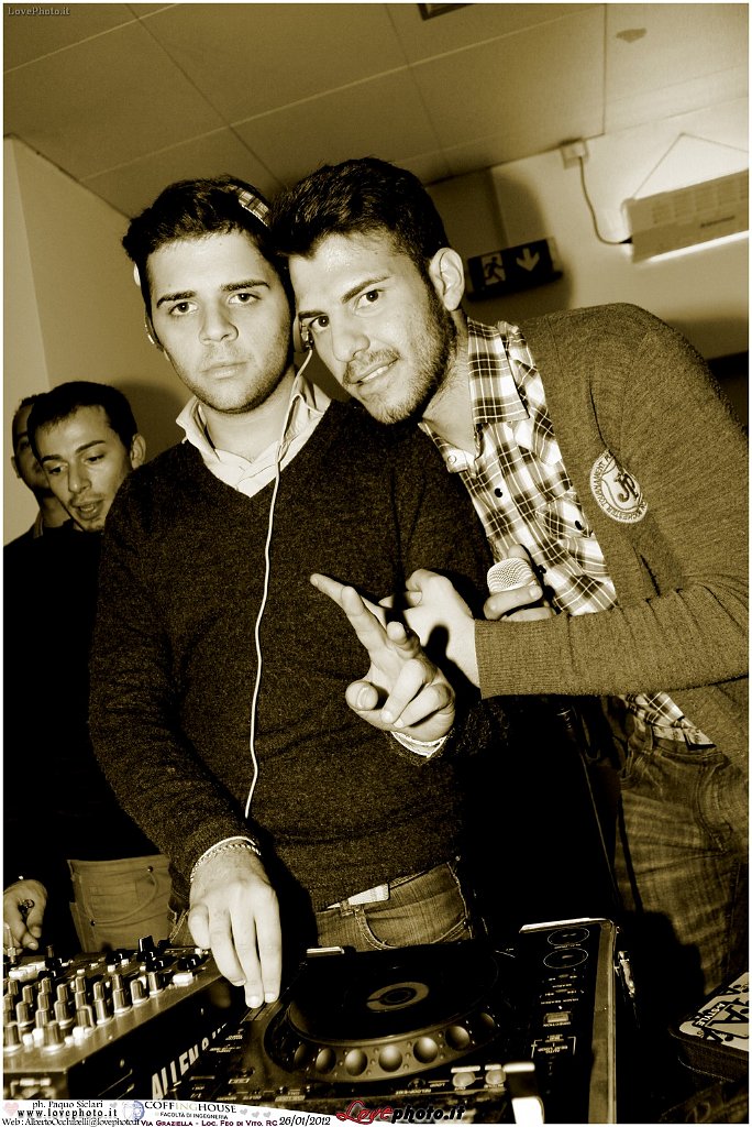 426CoffingHouse_Facolta_Ingegneria_LiveMusic_Party_LovePhoto_26012012.jpg