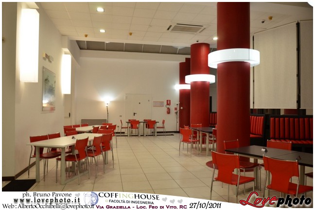 016CoffingHouse_University_Ingegneria_Rc_Party_Night_LovePhoto_27102011.jpg