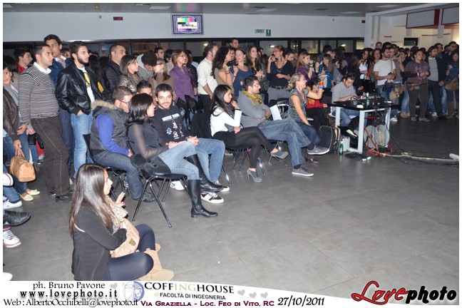 039CoffingHouse_University_Ingegneria_Rc_Party_Night_LovePhoto_27102011.jpg