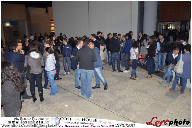 207CoffingHouse_University_Ingegneria_Rc_Party_Night_LovePhoto_27102011.jpg