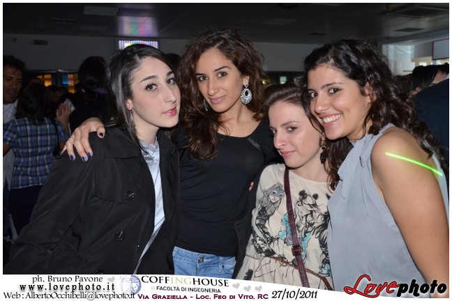 251CoffingHouse_University_Ingegneria_Rc_Party_Night_LovePhoto_27102011.jpg
