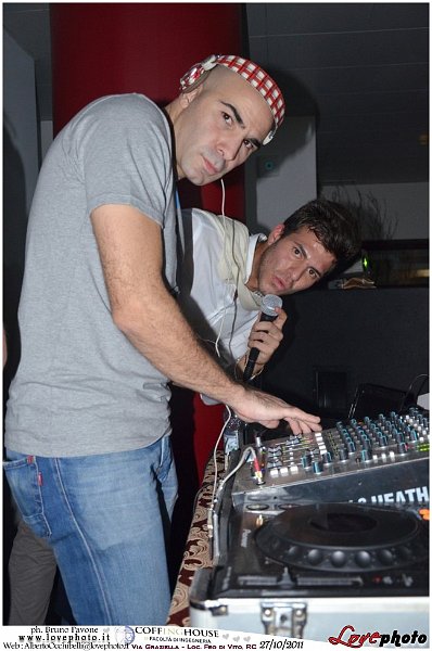364CoffingHouse_University_Ingegneria_Rc_Party_Night_LovePhoto_27102011.jpg