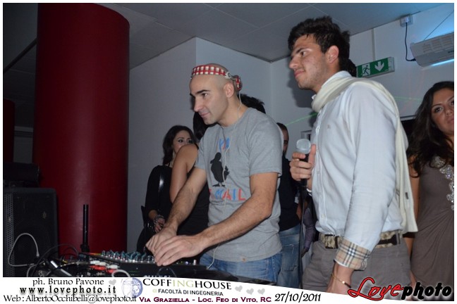415CoffingHouse_University_Ingegneria_Rc_Party_Night_LovePhoto_27102011.jpg