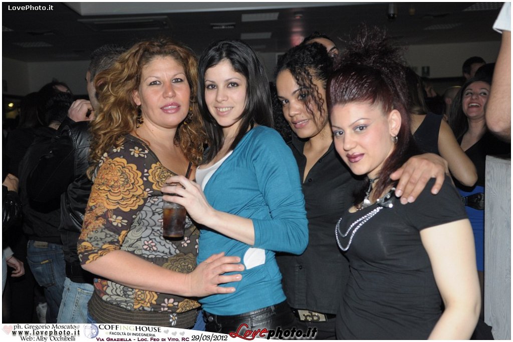 021CoffingHouse_Facolta_Ingegneria_LiveMusic_Party_LovePhoto_29032012.jpg