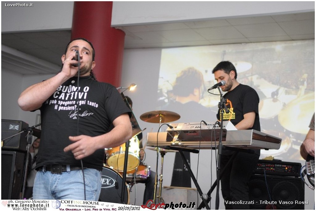 032CoffingHouse_Facolta_Ingegneria_LiveMusic_Party_LovePhoto_29032012.jpg