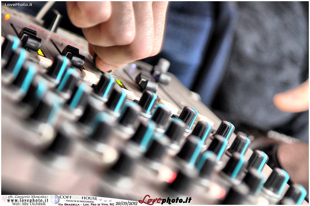 161CoffingHouse_Facolta_Ingegneria_LiveMusic_Party_LovePhoto_29032012.jpg