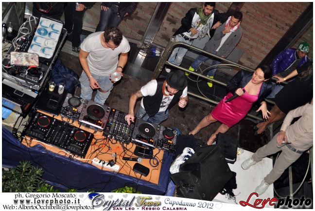 117Cristal_Tower_Capodanno_2012_LovePhoto.jpg - GREGORIO MOSCATO  PHOTOGRAPHER