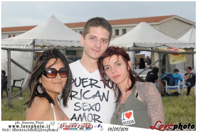 038DanceValley_LovePhoto-01052011.jpg
