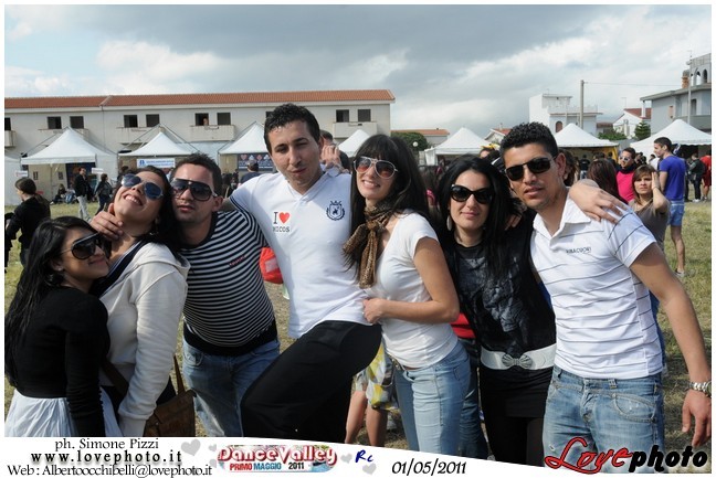 040DanceValley_LovePhoto-01052011.jpg