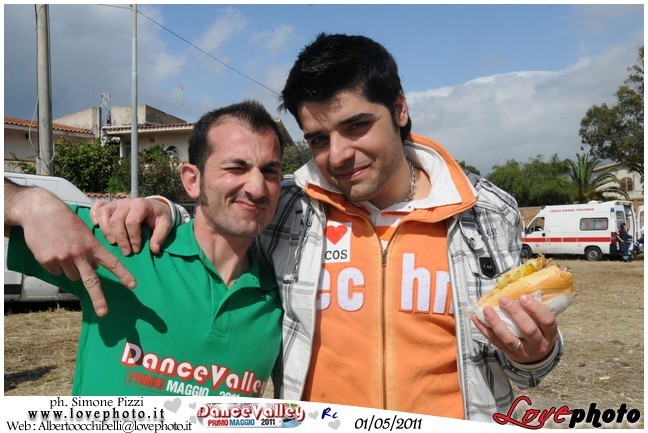 043DanceValley_LovePhoto-01052011.jpg