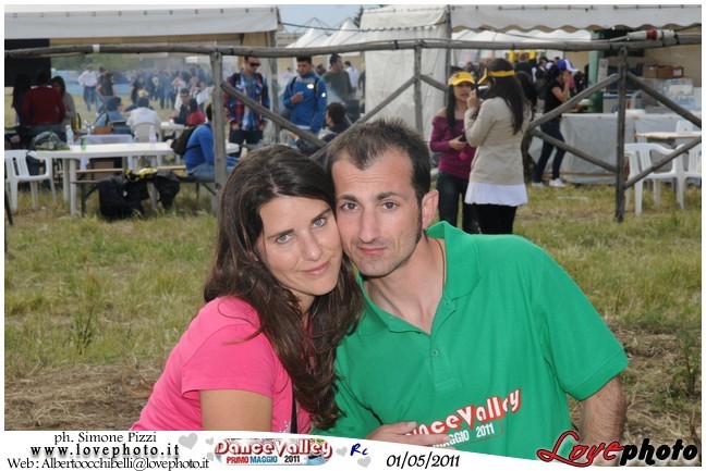 044DanceValley_LovePhoto-01052011.jpg