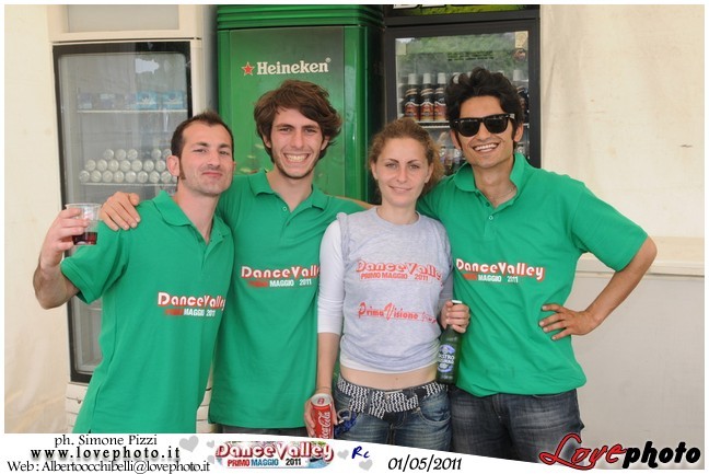 050DanceValley_LovePhoto-01052011.jpg