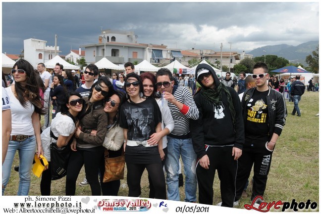 056DanceValley_LovePhoto-01052011.jpg