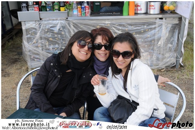 094DanceValley_LovePhoto-01052011.jpg