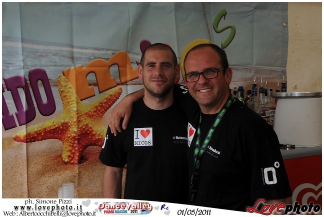 106DanceValley_LovePhoto-01052011.jpg