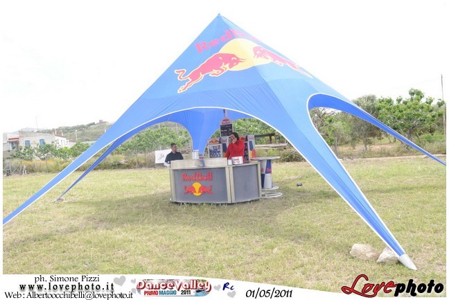 110DanceValley_LovePhoto-01052011.jpg