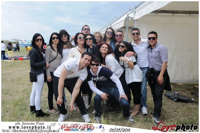 121DanceValley_LovePhoto-01052011.jpg