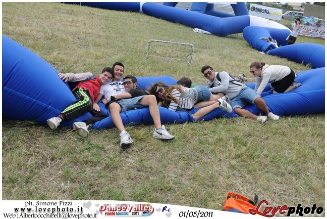 134DanceValley_LovePhoto-01052011.jpg