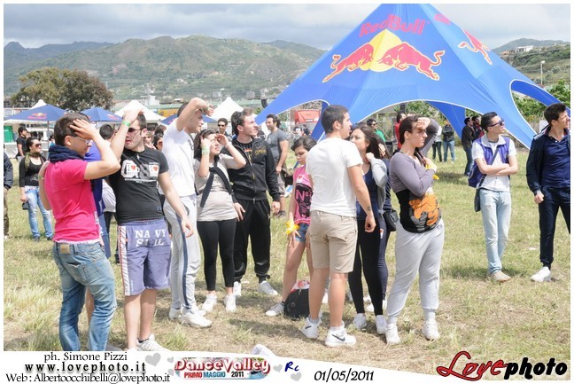191DanceValley_LovePhoto-01052011.jpg
