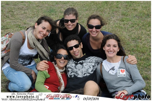 206DanceValley_LovePhoto-01052011.jpg