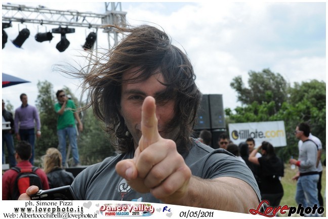 211DanceValley_LovePhoto-01052011.jpg