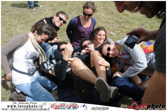 213DanceValley_LovePhoto-01052011.jpg