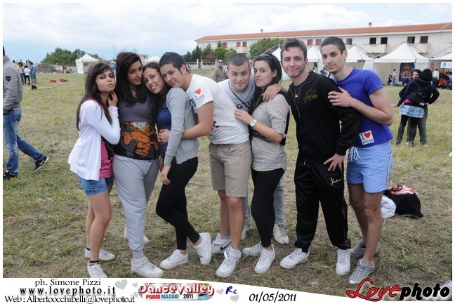 227DanceValley_LovePhoto-01052011.jpg