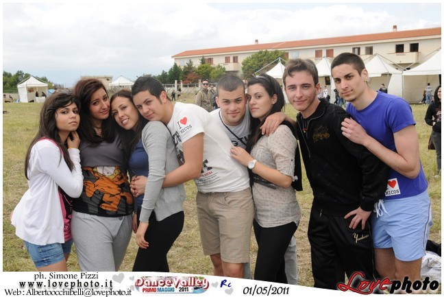 228DanceValley_LovePhoto-01052011.jpg