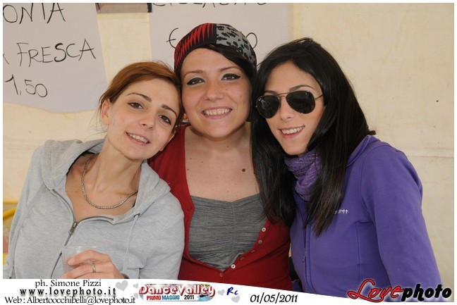 244DanceValley_LovePhoto-01052011.jpg