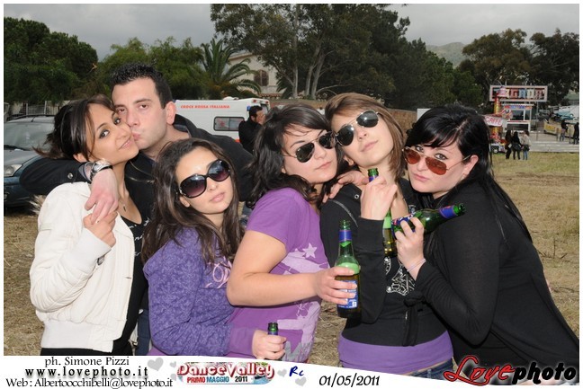 259DanceValley_LovePhoto-01052011.jpg