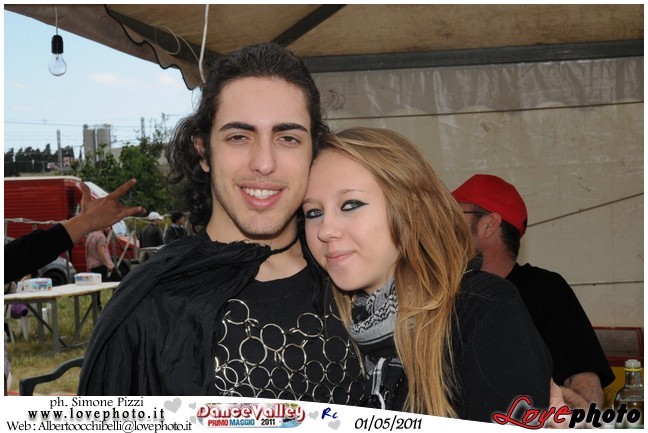 261DanceValley_LovePhoto-01052011.jpg