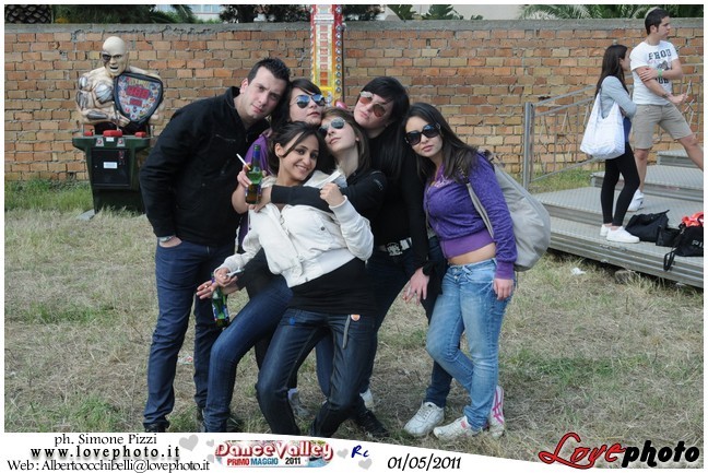 266DanceValley_LovePhoto-01052011.jpg