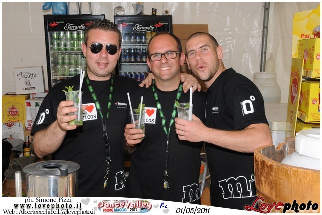 298DanceValley_LovePhoto-01052011.jpg
