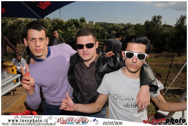 326DanceValley_LovePhoto-01052011.jpg