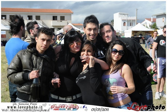 341DanceValley_LovePhoto-01052011.jpg