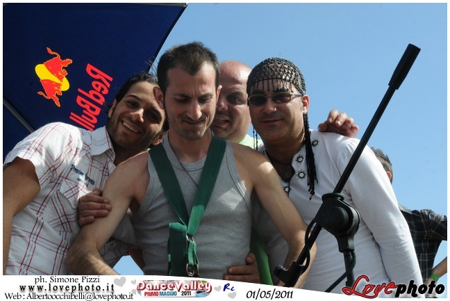 357DanceValley_LovePhoto-01052011.jpg