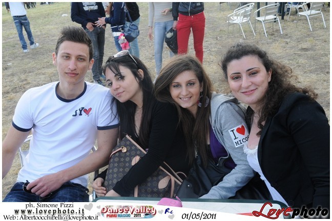 383DanceValley_LovePhoto-01052011.jpg