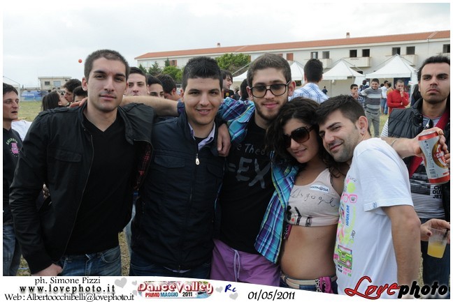 387DanceValley_LovePhoto-01052011.jpg