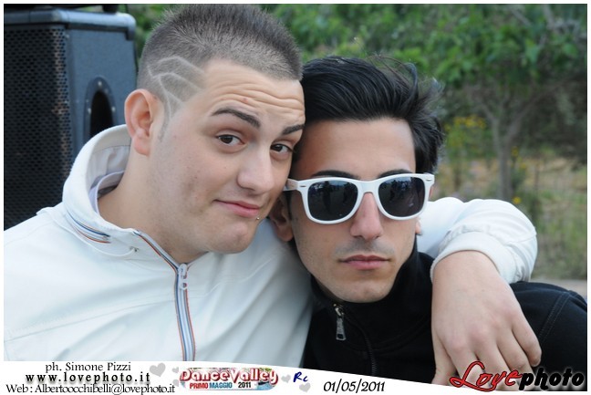 402DanceValley_LovePhoto-01052011.jpg