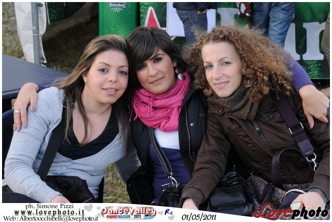 428DanceValley_LovePhoto-01052011.jpg
